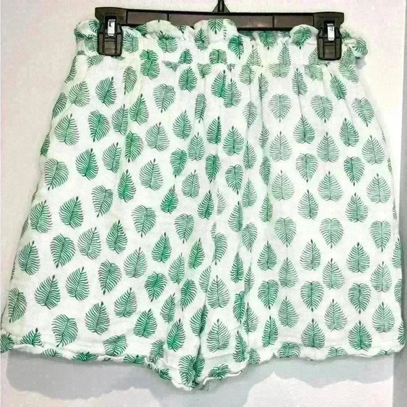 NWOT Sundays We are Sundays White Leafy Print size 1 Shorts - Picture 1 of 3